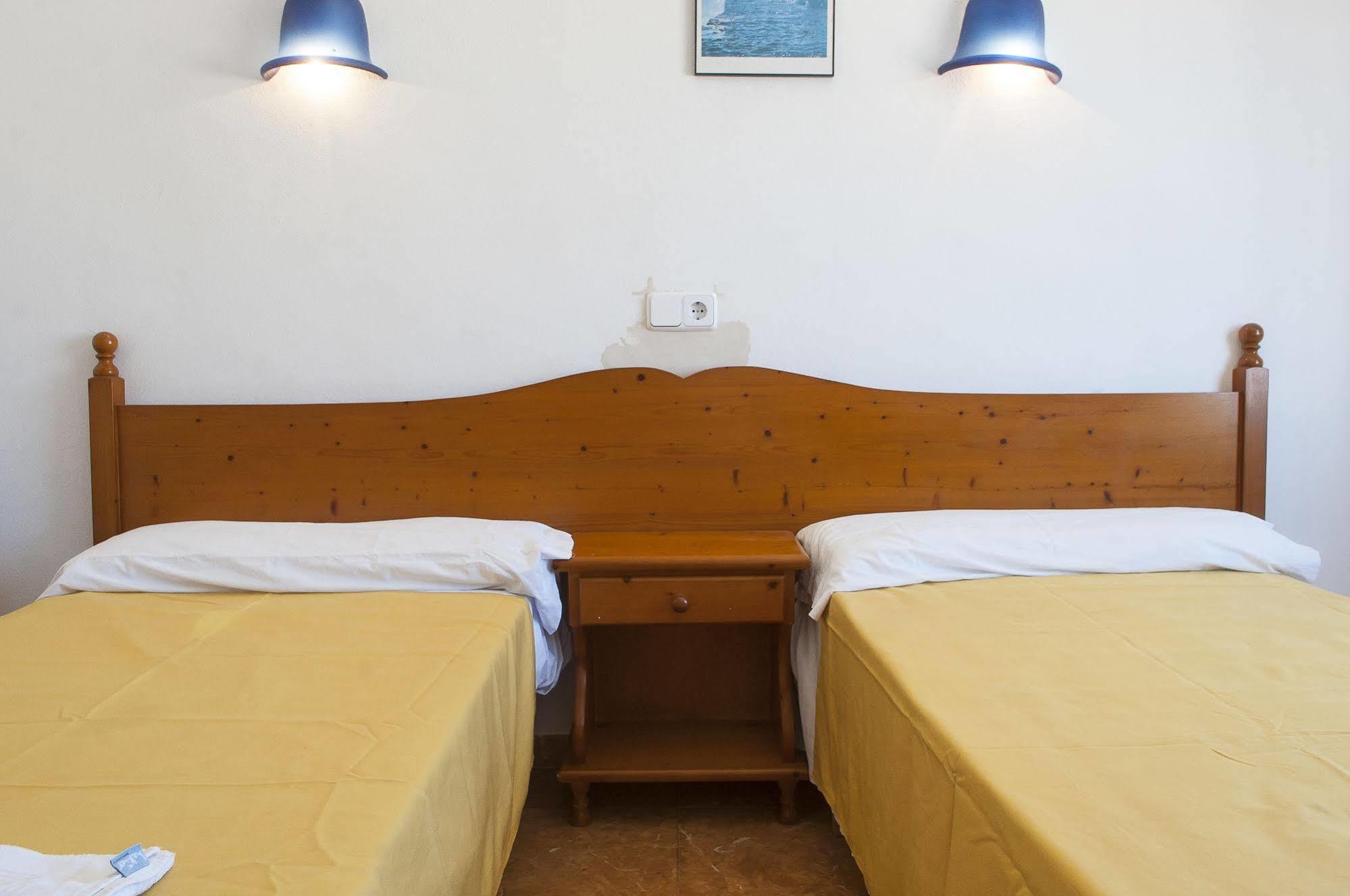 קאלה ראטג'אדה Surfing Concept Hostel מראה חיצוני תמונה